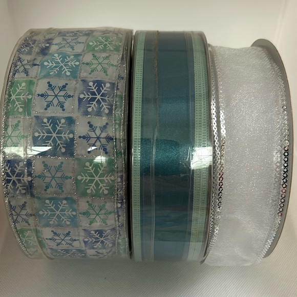 Bundle of 3 Rolls of Wired Ribbon Turquoise/ Pale Green / White / Silver - Picture 9 of 9